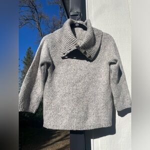 Sweater — 3/4 Sleeve